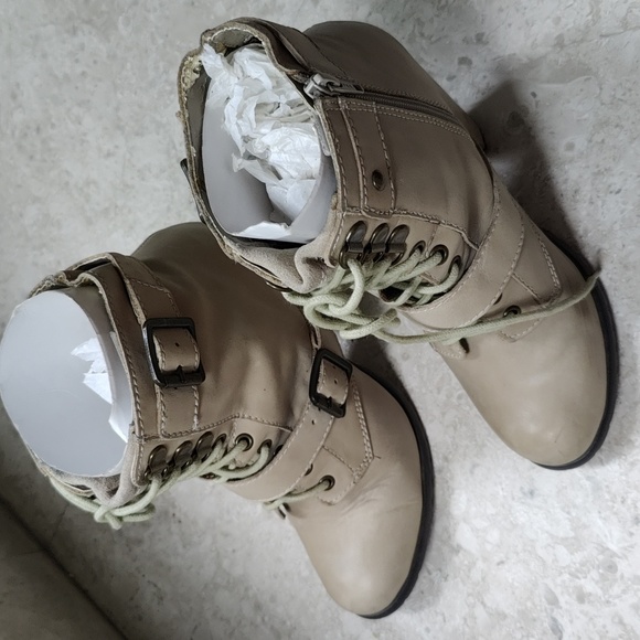 Seychelles beige boots size 38. - Picture 4 of 7